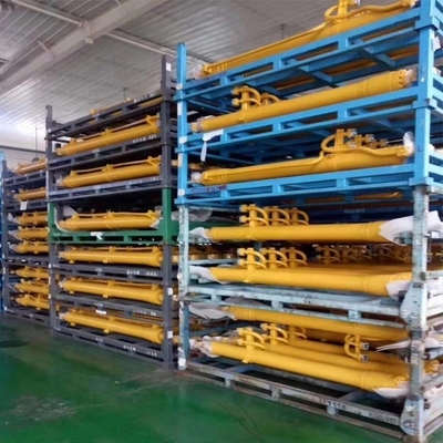 Excavator Bulldozer Attachment PC200-7 PC300 PC400 PC600 Hydraulic Cylinders in Yellow